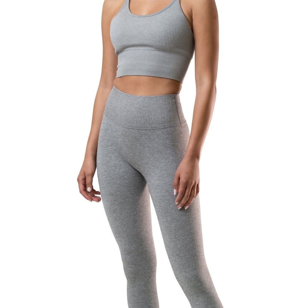 Balance Athletica Linear Pant in MIDNIGHT